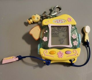 2006 Hasbro Lps Littlest Pet Shop Handheld Digital Pet Duck/chick Key Chain Game