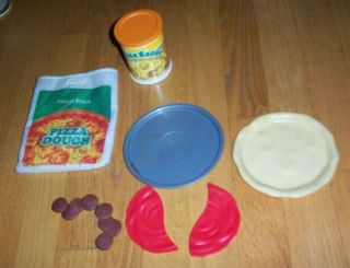 Vintage Fisher Price Fun With Food Pizza Dough Sauce Play Set Food