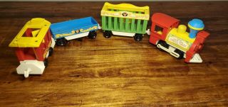 Vintage Fisher Price Circus Train 991 Little People Train Only 4 Cars