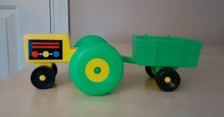 Vintage Fisher Price Little People Yellow Tractor Green Cart/wagon Farm 915/2501