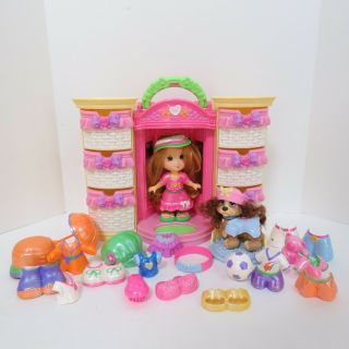 Fisher Price Snap N Style,  Lighted Wardrobe,  Doll,  Clothes,  Dog & Accessories