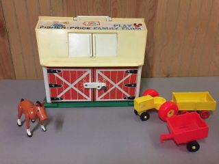 Vintage Fisher Price Play Family Farm 915 - With Some Accessories