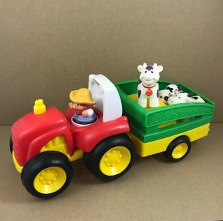 Fisher Price Little People Tow & Pull Tractor Sounds Farmer Cows Musical 2013