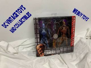 Robocop Vs.  The Terminator Series 1 Endoskeleton Assault Action Figure 2 - Pack