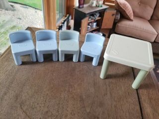 Vintage Little Tikes Dollhouse Kitchen Blue/white Table & 4 Chairs