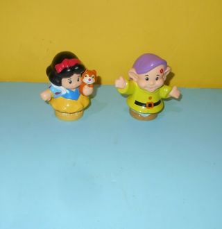 Fisher Price Little People Disney Princess Snow White And Dopey Dwarf Figures