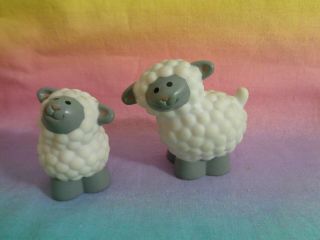 Vintage 1995 Fisher Price Little People Lamb Sheep Farm Animal Figures