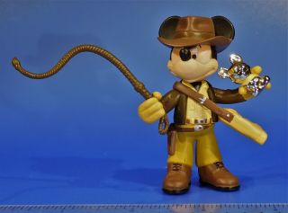 2008 Disneyland Walt Disney World Mickey Mouse As Indiana Jones Figure Loose