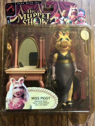 The Muppet Show Miss Piggy 2002 Palisades Series 1 Purple Dress Figure