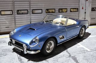 Cmc M - 092 Ferrari 250 Swb California Spyder Blue 1960 Limited Edition 369/2500