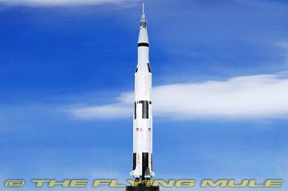 Dragon Models 1:72 Saturn V Rocket Nasa Apollo 11