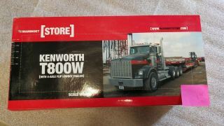 Kenworth T800w With 4 - Axle Flip Lowboy - Mammoet - Sword 1:50 Model 410010