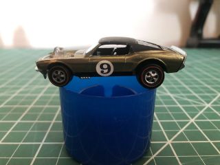 1969 Hot Wheels Redline Mustang Boss Hoss in Olive with black roof,  Button 3