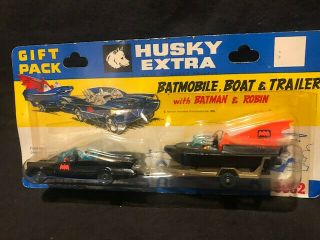 Husky Extra Batmobile,  Boat & Trailer,  Batman & Robin,  Gift Pack 3002,