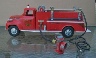 Vintage Tonka 1950s - 1956 Ford Cab T.  F.  D.  Pumper Fire Truck No.  5 With Hydrant