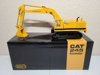 Caterpillar Cat 245 Excavator - Ccm 1:48 Scale Diecast Model