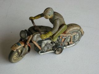 1950 German Arnold Toys Mac 700 Motorcycle Red W/driver Tin Wind - Up Ck174