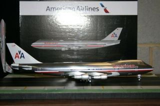 Gemini Jets 1:200 American Airlines Boeing 747 - 100 N9674 (g2aal623) Model Plane