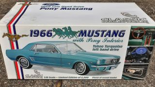 1:18 Classic Carlectables 1966 Ford Mustang Pony Ltd Ed 2