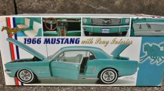 1:18 Classic Carlectables 1966 Ford Mustang Pony Ltd Ed 3