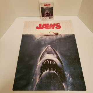 Jaws Movie 500 Piece Puzzle In Retro Blockbuster Vhs Video Case (pre - Owned)