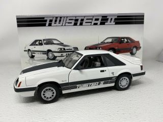 1/18 Gmp 1985 Ford Mustang Gt Twister Ii White.  Part 8070 Look