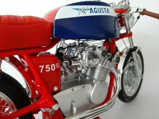 1972 Mv Agusta 750s Mortorcycle 1:6 Large Scale 15 Inches Long Box