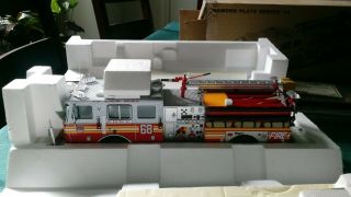 Code 3 Diamond Plate Fdny Seagrave " Yankees " Engine Co 68 1:32 Scale