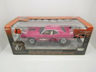 Highway 61 1:18 1970 Dodge Challenger Pink Fm3 Panther Pink Shaker Hemi Rare