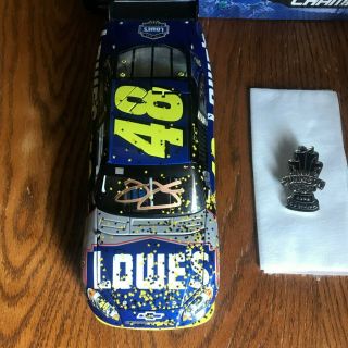 1:24 Jimmie Johnson AUTOGRAPHED 2009 Lowe ' s Raced Version 4X Champion With Pin 2