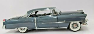Danbury 1/24 1954 Cadillac Coupe Deville Hardtop Limited Edition