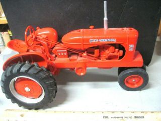 Vintage Die Cast Allis Chalmer Tractor Wd 45 1/8 Size Model.  A Beauty