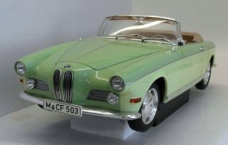 Revell 1/18 Scale Diecast - 80430309315 BMW 503 Convertible Two Tone Green 3