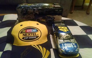 2007 Jimmie Johnson Gold Autographed 48 Richmond Win 1/24 & Signed Vl Crew Hat