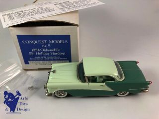 1/43 Conquest Models 5 Oldsmobile 98 Holiday Hardtop 1954 2 Tone Green