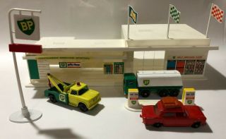 Lesney MatchBox G - 1 Service Station Set,  includes 3 Vehicles w/Original Box 2