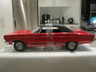 1/18 Gmp G1801112 1967 Ford Fairlane Gt Convertible Red 1 Of 1000