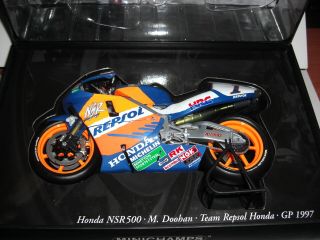 Minichamps Honda Nsr500 M.  Doohan Repsol World Champion 1997 1/12 122976101