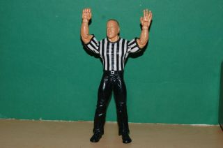 Wwe Wwf Tna Earl Hebner Referee Legends Of The Ring Wrestling Figure Jakks