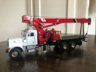 1/50 Scale National Crane 1300h Peterbilt Truck Crane - " White - Red " - Twh