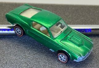☆hot Wheels Redline U.  S.  Custom Mustang Emerald Green W/white Int.  Tough ☆