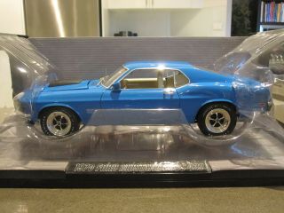 1:18 Highway 61 50278 1970 Ford Mustang Boss 429 Grabber Blue