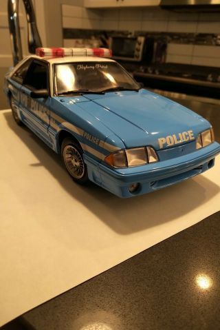 Gmp Acme 1:18 1988 Ford Mustang Gt - Nypd Street Patrol 18812 - 1 Of 600 Limited