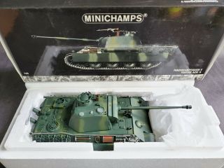 Minichamps Panzerkampfwagen V Panther Ausf.  G Tank 1:35 Scale Diecast Ww2 Model