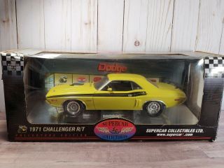 Supercar / Highway 61 1971 Dodge Challenger R/t 1:18 Scale Diecast Car S/c