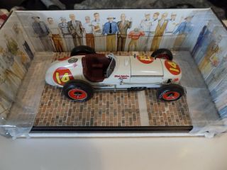 Carousel 1 1954 Indy 500 Kurtis Kraft Roadster 14 Bill Vukovich 4554 1:18