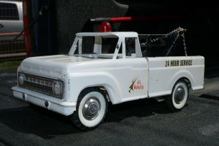 Lil Beaver Tow Service Truck Wrecker - Pressed Steel - Made In Canada 2nd Listed