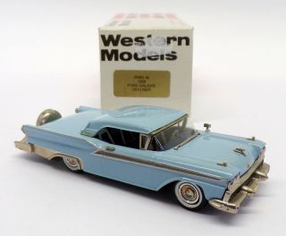 Western Models 1/43 Scale Wms46 - 1959 Ford Galaxie Skyliner - Light Blue