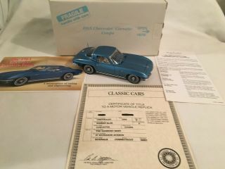 Danbury 1965 Corvette Coupe Nassau Blue 1/24 Scale