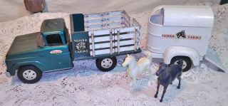 Vintage Collectible Tonka Farms Stake Bed Truck Horse Trailer And Horses 1958